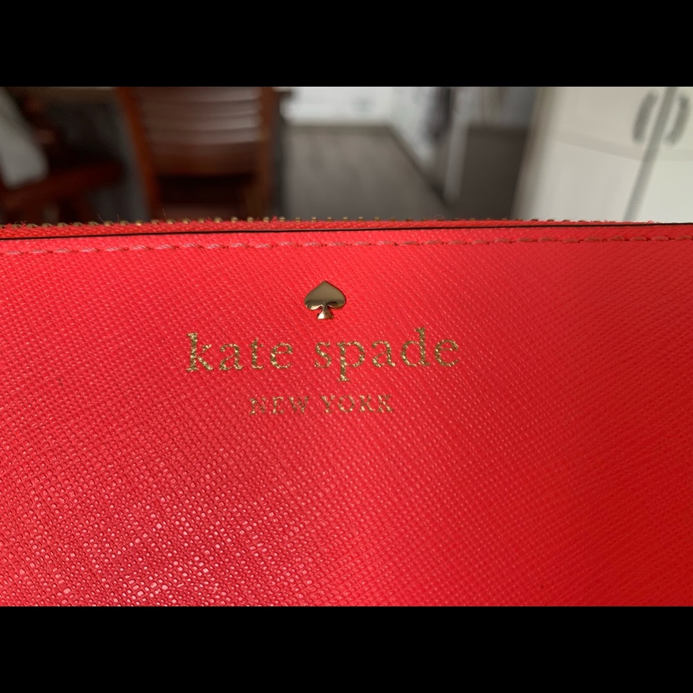 Kate Spade Wallet - Picture 2 of 4